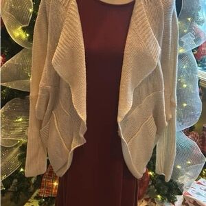 Elegant Cream Women's Sweater